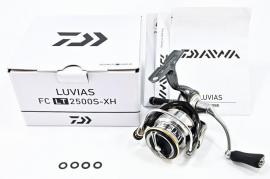 【ダイワ】 20ルビアス FC LT 2500S-XH リールスタンド装着 DAIWA LUVIAS