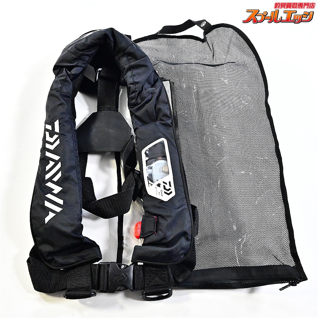【ダイワ】 膨張式ライフジャケット DF-2007 製造2017年11月 桜マーク有 DAIWA LIFE Jacket K_060