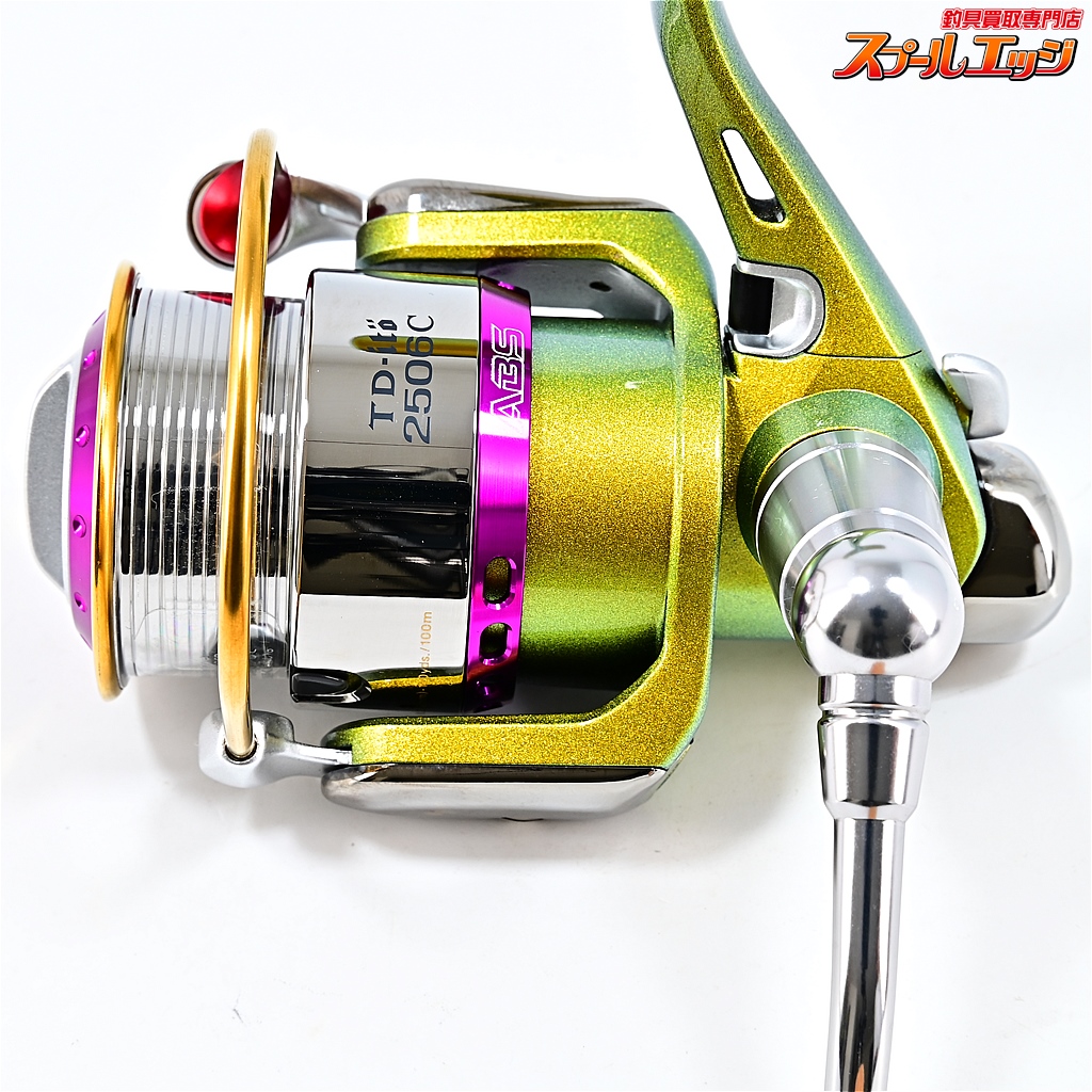 メガバスリールTD ito2506C メガバス × ダイワTD-ITO 2506C 鬼手仏心限定リール DAIWA
