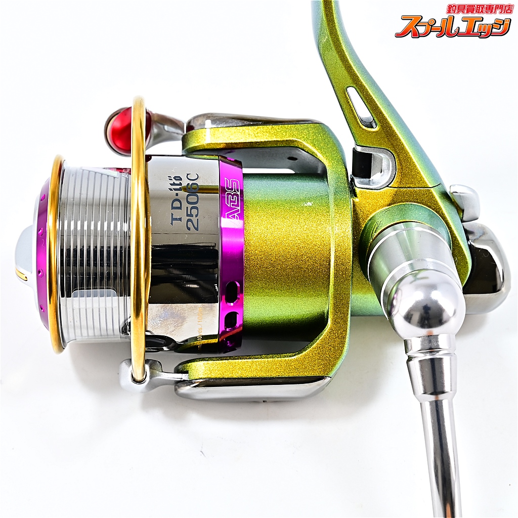 極上美品 メガバス アイズファクトリー チームダイワ TD-ito 2506C ダイワxメガバスxアイズファクトリー】 TD-ito 2506C 鬼手仏心