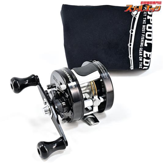 【アブガルシア】 アンバサダー 4600C ウルトラキャスト リアル2ディール2 UCコンセプト レッド 76mmS字ハンドル&ラウンドノブ装着 FN.080008 Abu Garcia Ambassadeur REAL2 DEAL2 UC-CONCEPT