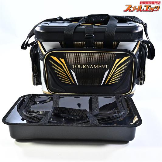 【ダイワ】 トーナメント クールバッグ 38C シルバーxブラック 外寸約35x52x34cm 自重3.9kg バッカン タックルボックス DAIWA TOURNAMENT COOL BAG K_100