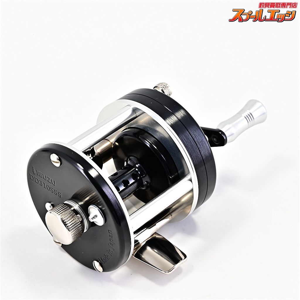 ISUZU DD310SSS リール　五十鈴　ダイレクト 五十鈴工業】 DD310SSS ダイレクトリール ブラックシルバー ISUZU